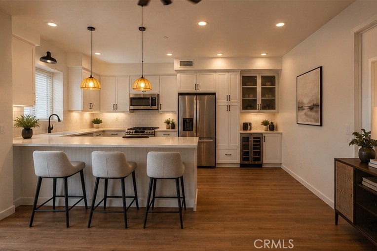 6237 Surfcove Circle Huntington Beach, CA 92648 - Photo 3 of 34