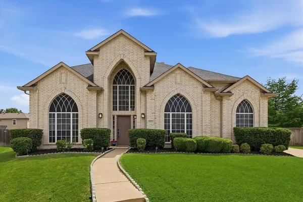 $539,900 | 8412 Island Court, Fort Worth, TX 76137