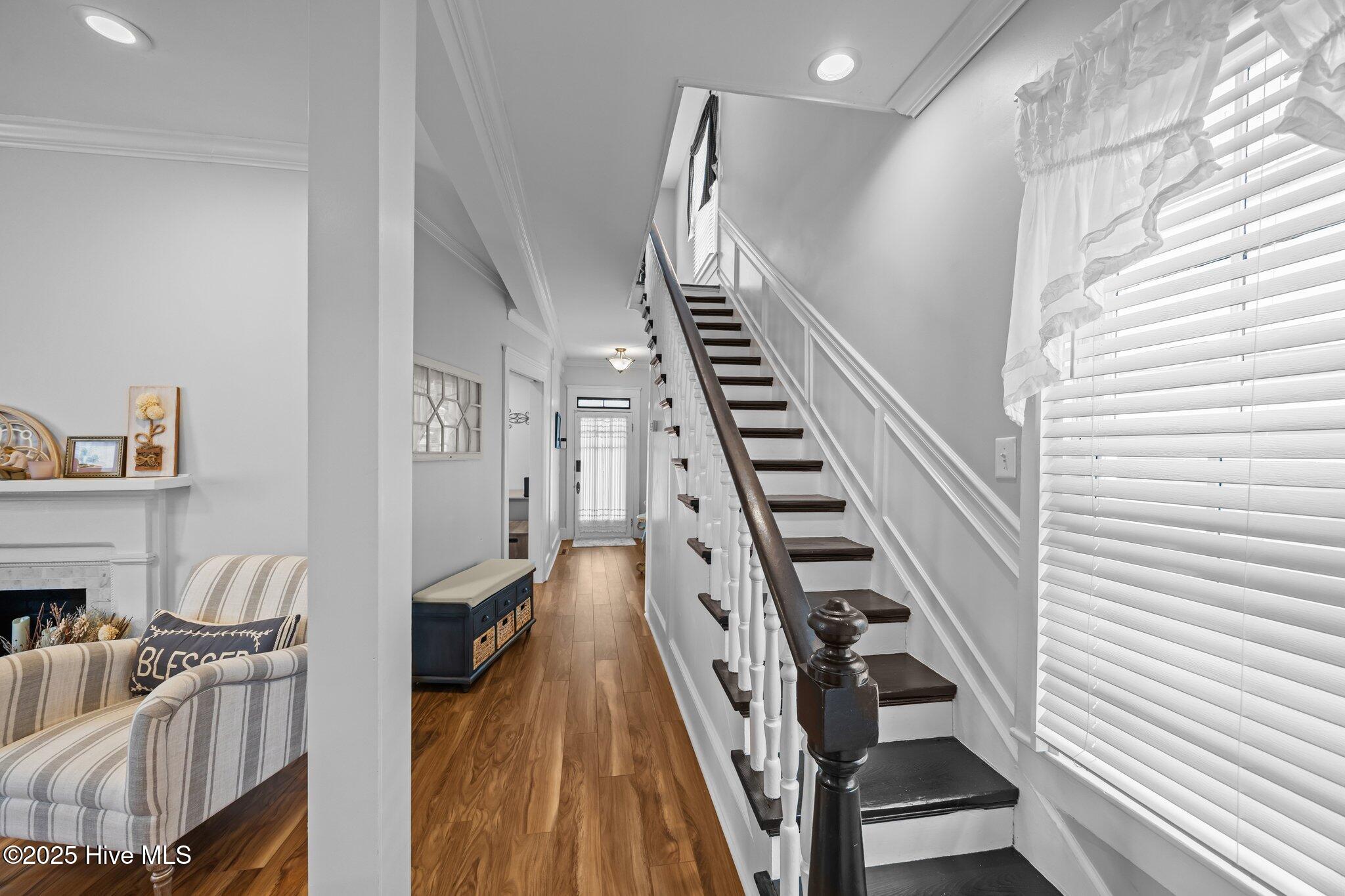 209 East Main Street Washington, NC 27889 - Photo 19 of 50 Stairway