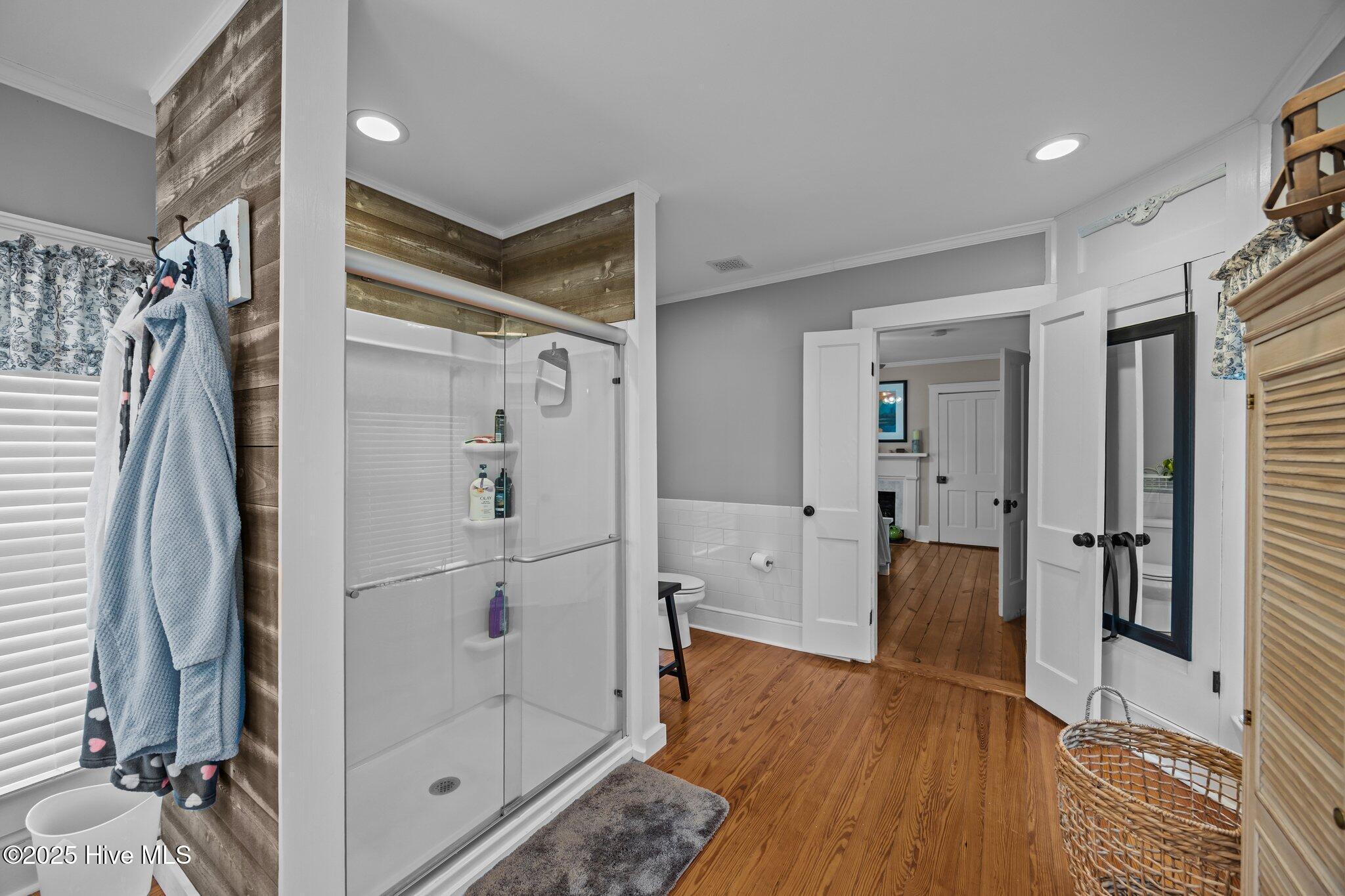 209 East Main Street Washington, NC 27889 - Photo 30 of 50 Primary Bath View 4