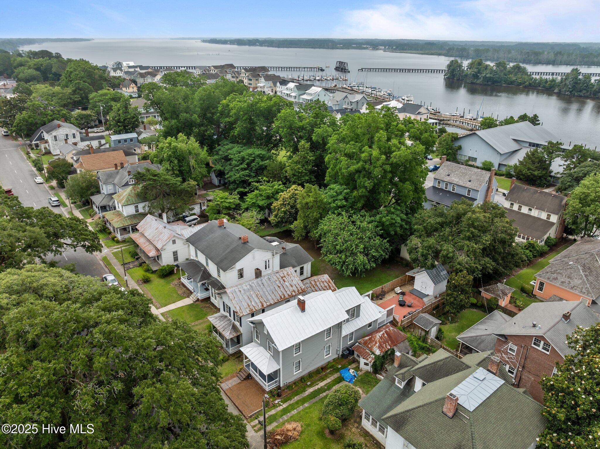 209 East Main Street Washington, NC 27889 - Photo 43 of 50 Aerial