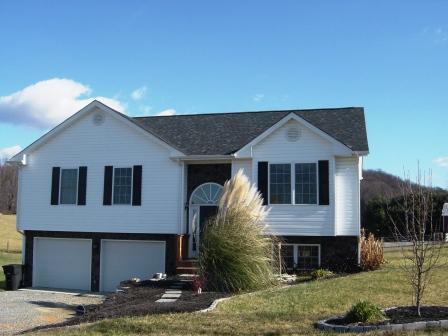 2392 Feather Road Vinton, VA 24179 - Photo 1 of 28 1