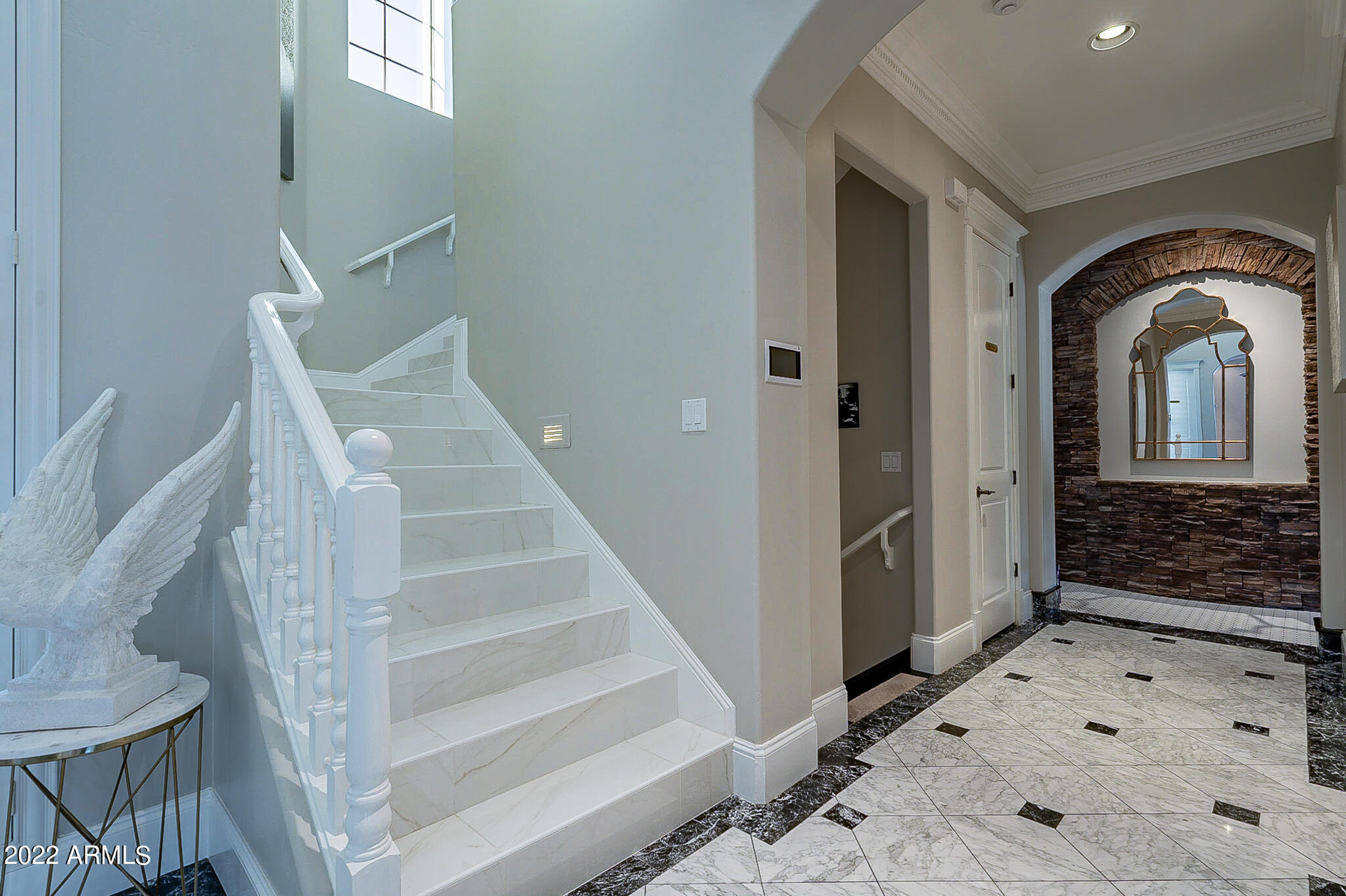 4611 East Desperado Road Gilbert, AZ 85297 - Photo 18 of 125 Entry Way