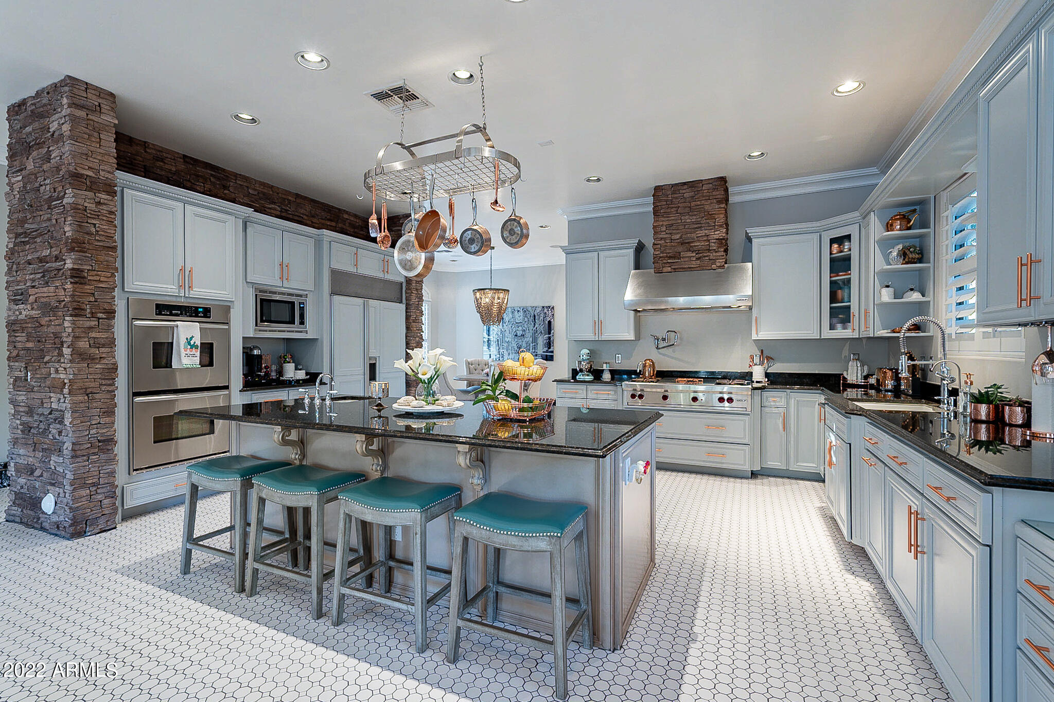 4611 East Desperado Road Gilbert, AZ 85297 - Photo 25 of 125 Kitchen