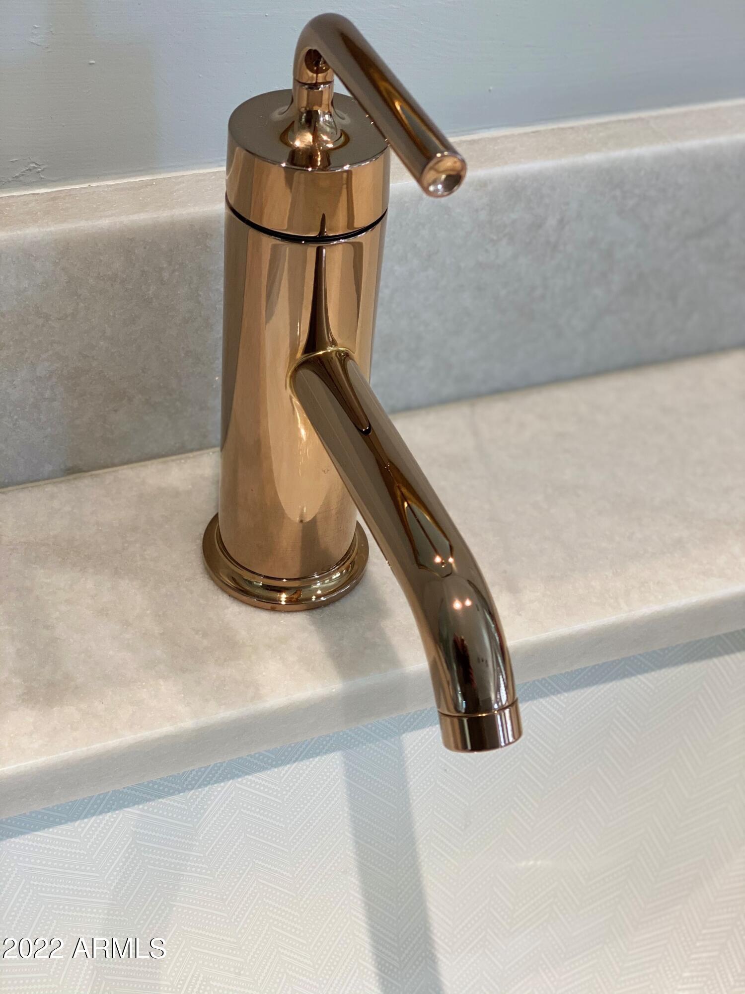 4611 East Desperado Road Gilbert, AZ 85297 - Photo 47 of 125 Primary Suite Bathroom Kohler - Rose Gol
