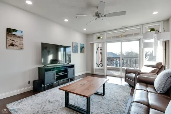 $427,999 | 225 North 2nd Street, Unit 2C, Lafayette, IN 47901