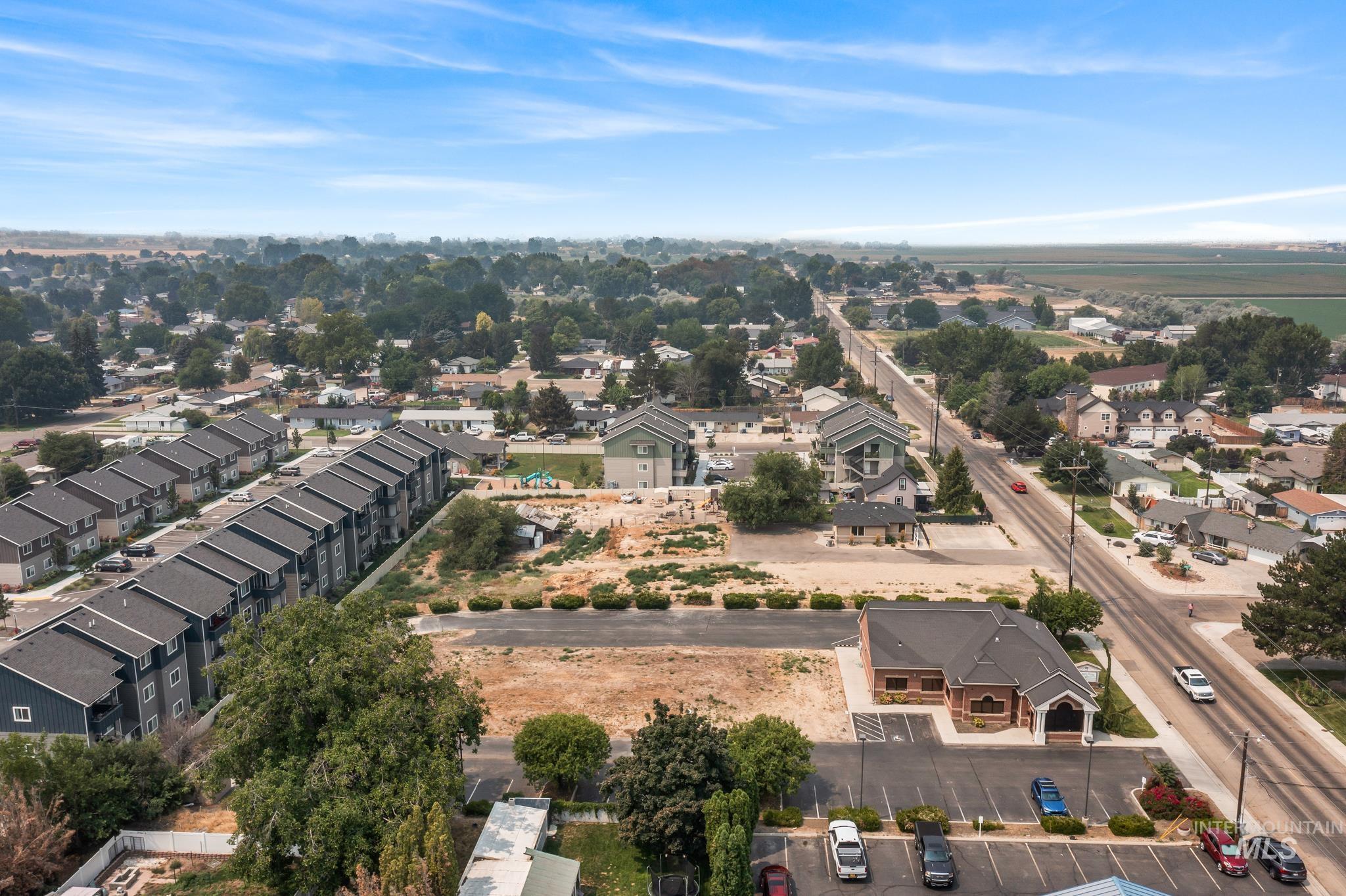 119 Logan Street Caldwell, ID 83605 - Photo 5 of 15