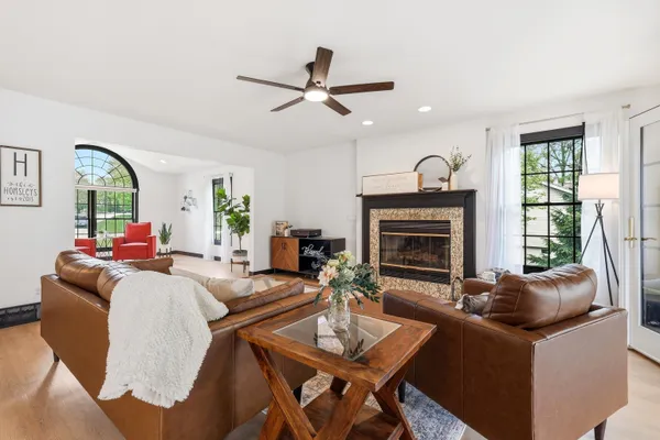 $520,000 | 71 Ford Drive, East Dubuque, IL 61025