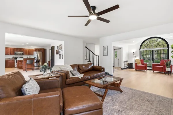 $520,000 | 71 Ford Drive, East Dubuque, IL 61025