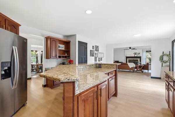 $520,000 | 71 Ford Drive, East Dubuque, IL 61025