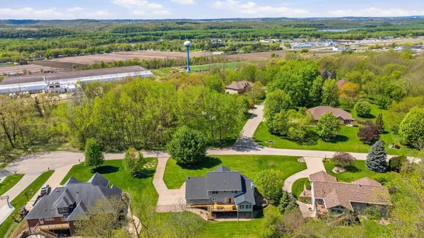 $520,000 | 71 Ford Drive, East Dubuque, IL 61025