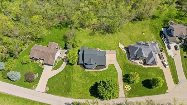 $520,000 | 71 Ford Drive, East Dubuque, IL 61025
