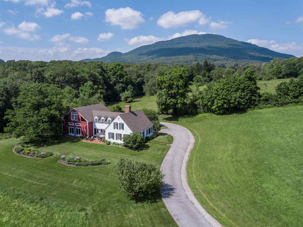 259 Wind Hill Road Manchester, VT 05255 - Photo 2 of 35 Gallery Image 2
