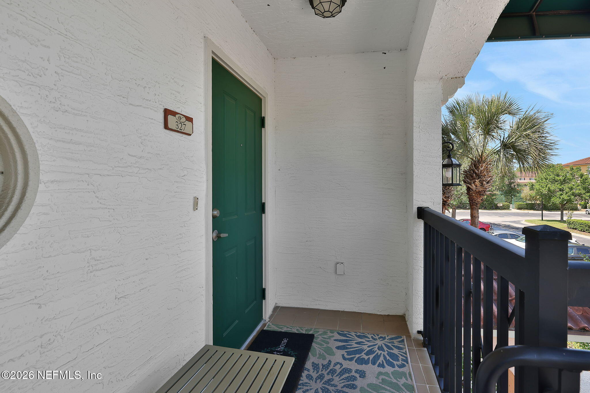 9745 Touchton Road, Unit 327 Jacksonville, FL 32246 - Photo 4 of 49 10-web-or-mls-036A6208