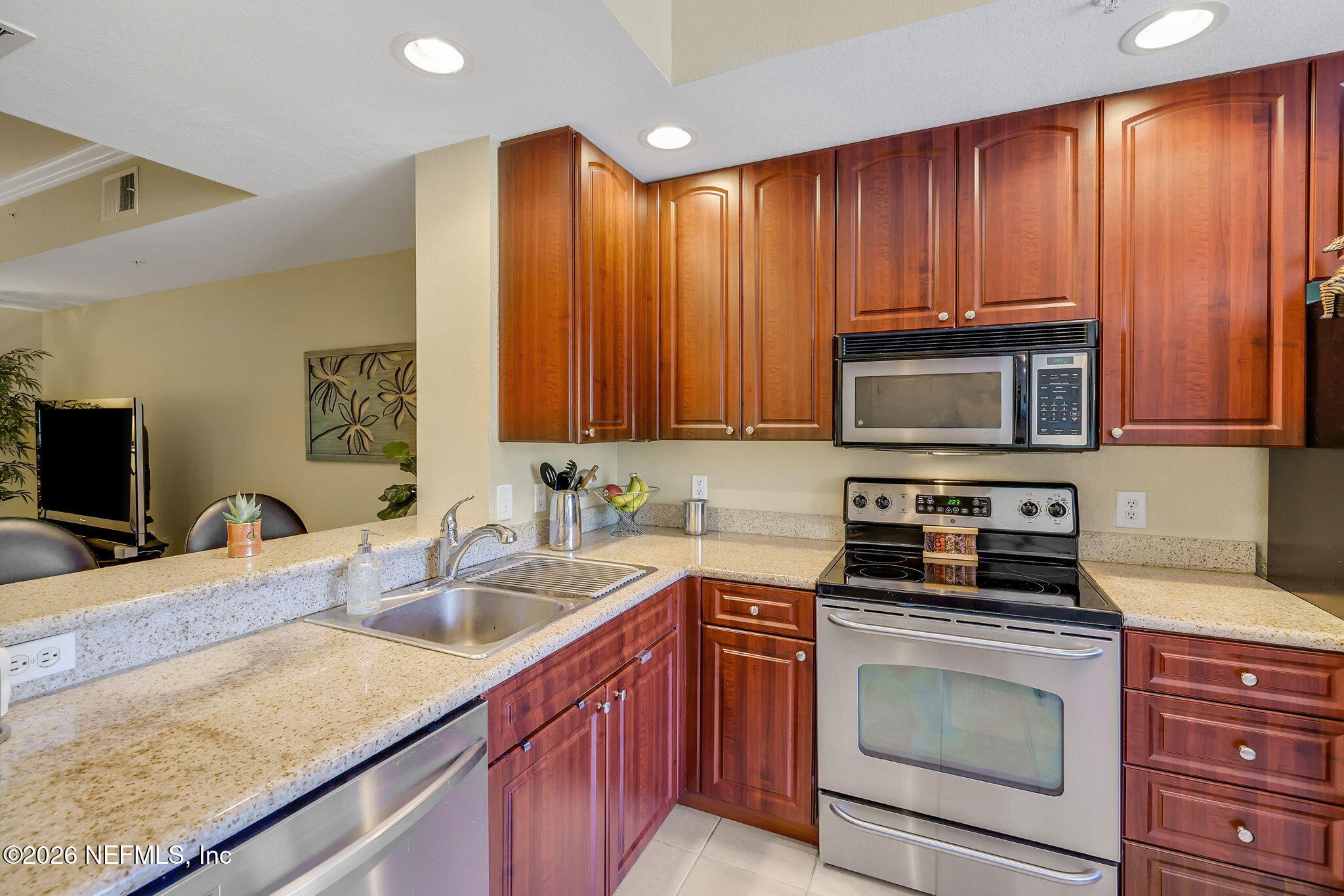 9745 Touchton Road, Unit 327 Jacksonville, FL 32246 - Photo 10 of 49 20-web-or-mls-036A6164