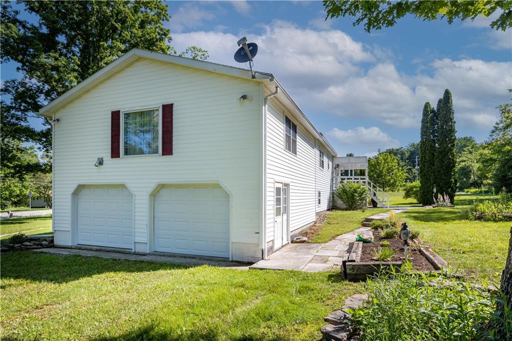 120 Garrett Shortcut Road Berlin, PA 15530 - Photo 2 of 25 Gallery Image 2