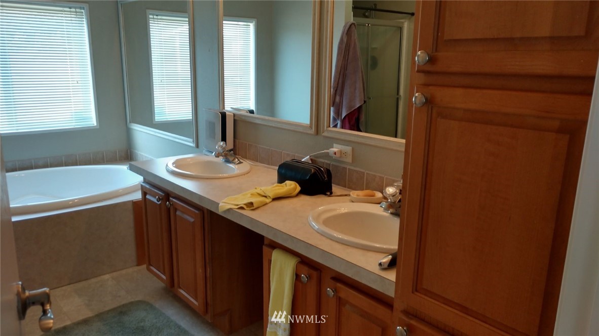 3104 Hunt Road Oak Harbor, WA 98277 - Photo 12 of 25 Gallery Image 12