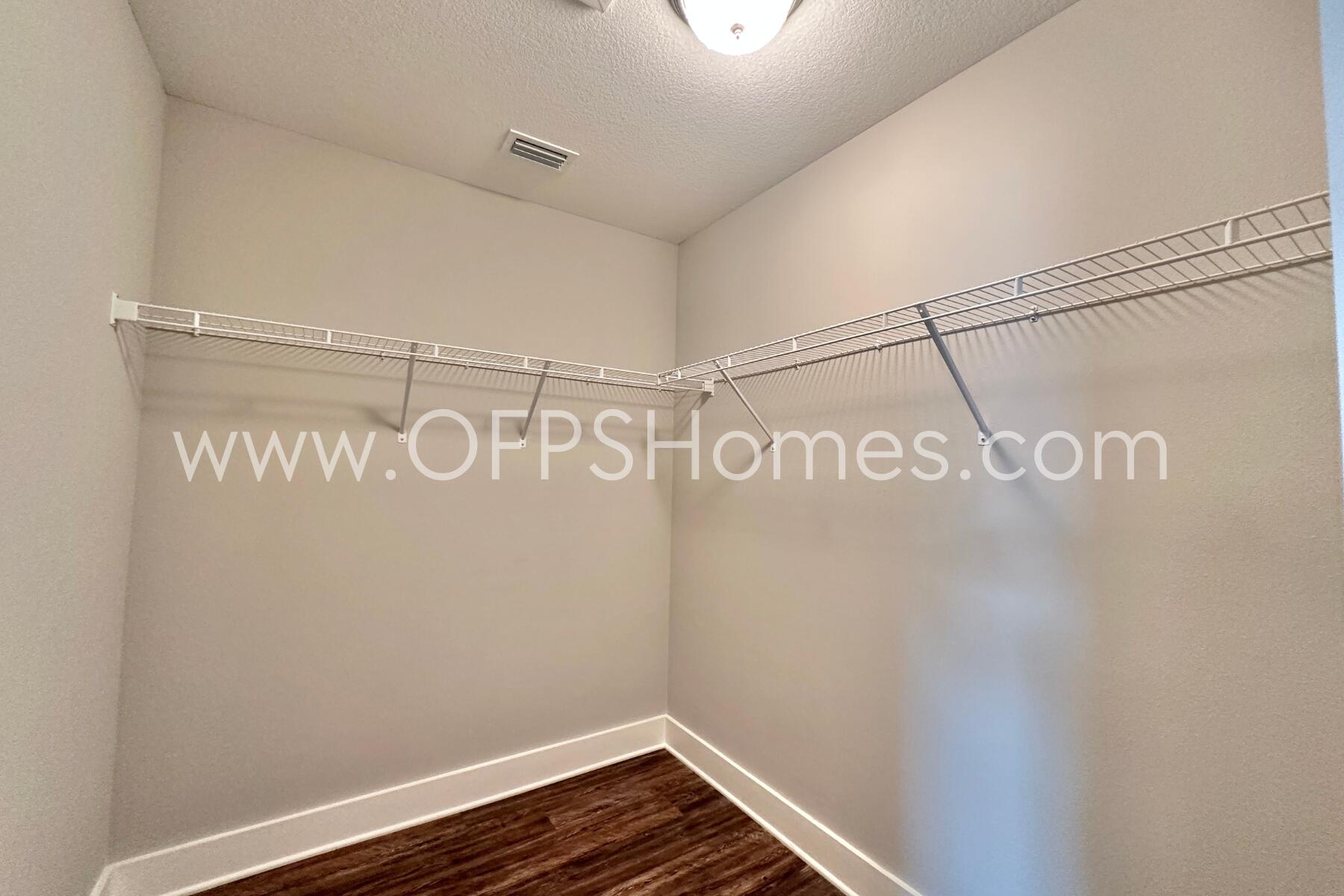 400 Mattie M Kelly Boulevard, Unit 54 Destin, FL 32541 - Photo 22 of 29 a view of a small space