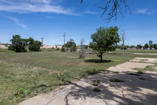 $53,000 | 305 East Quinn Street, Lubbock, TX 79403