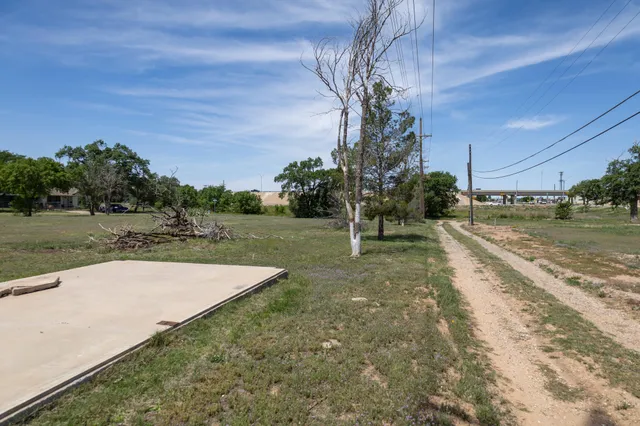 $53,000 | 305 East Quinn Street, Lubbock, TX 79403