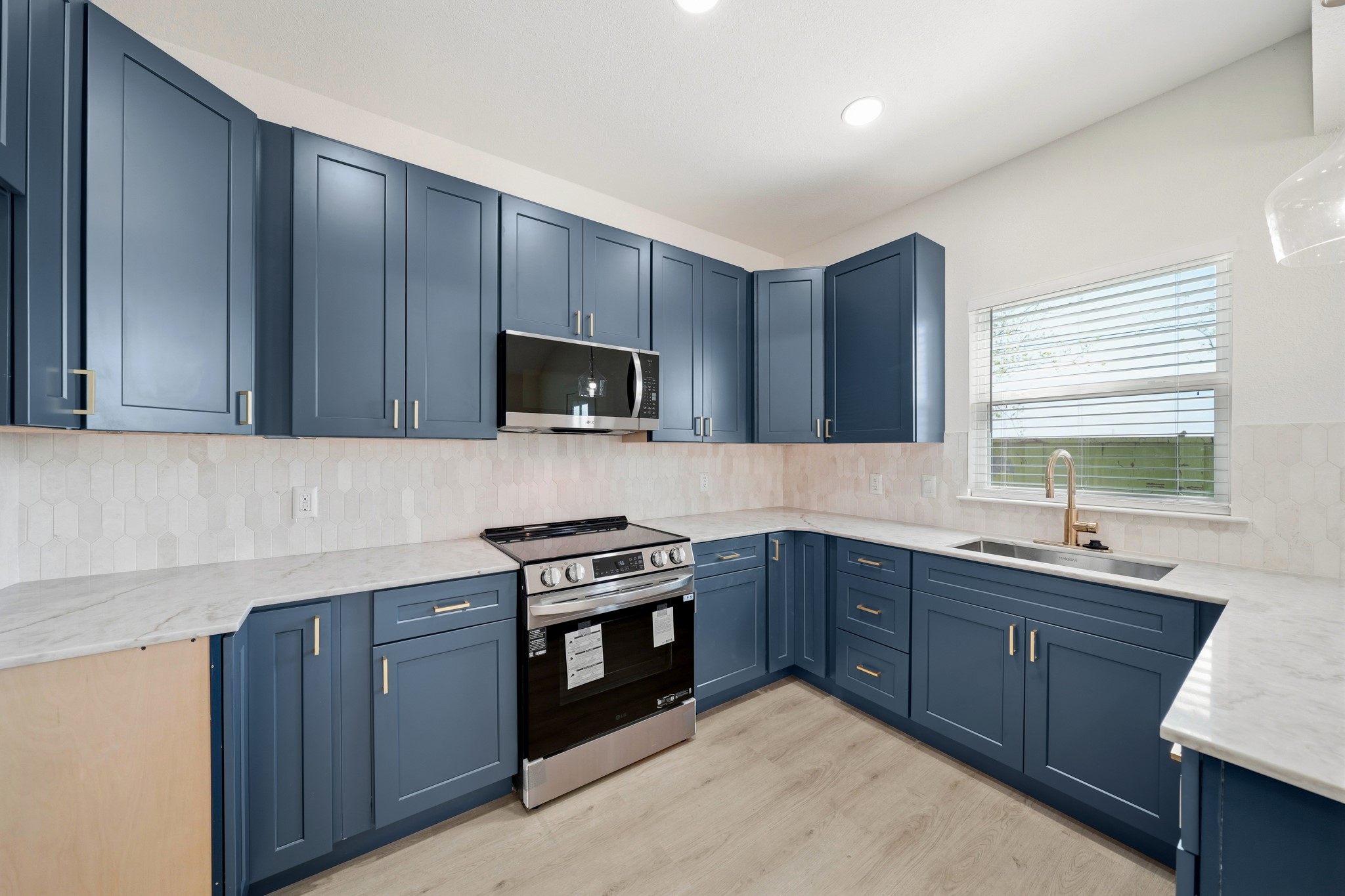 6511 Old Massey Rnch Road, Unit 1 Pearland, TX 77584 - Photo 4 of 11