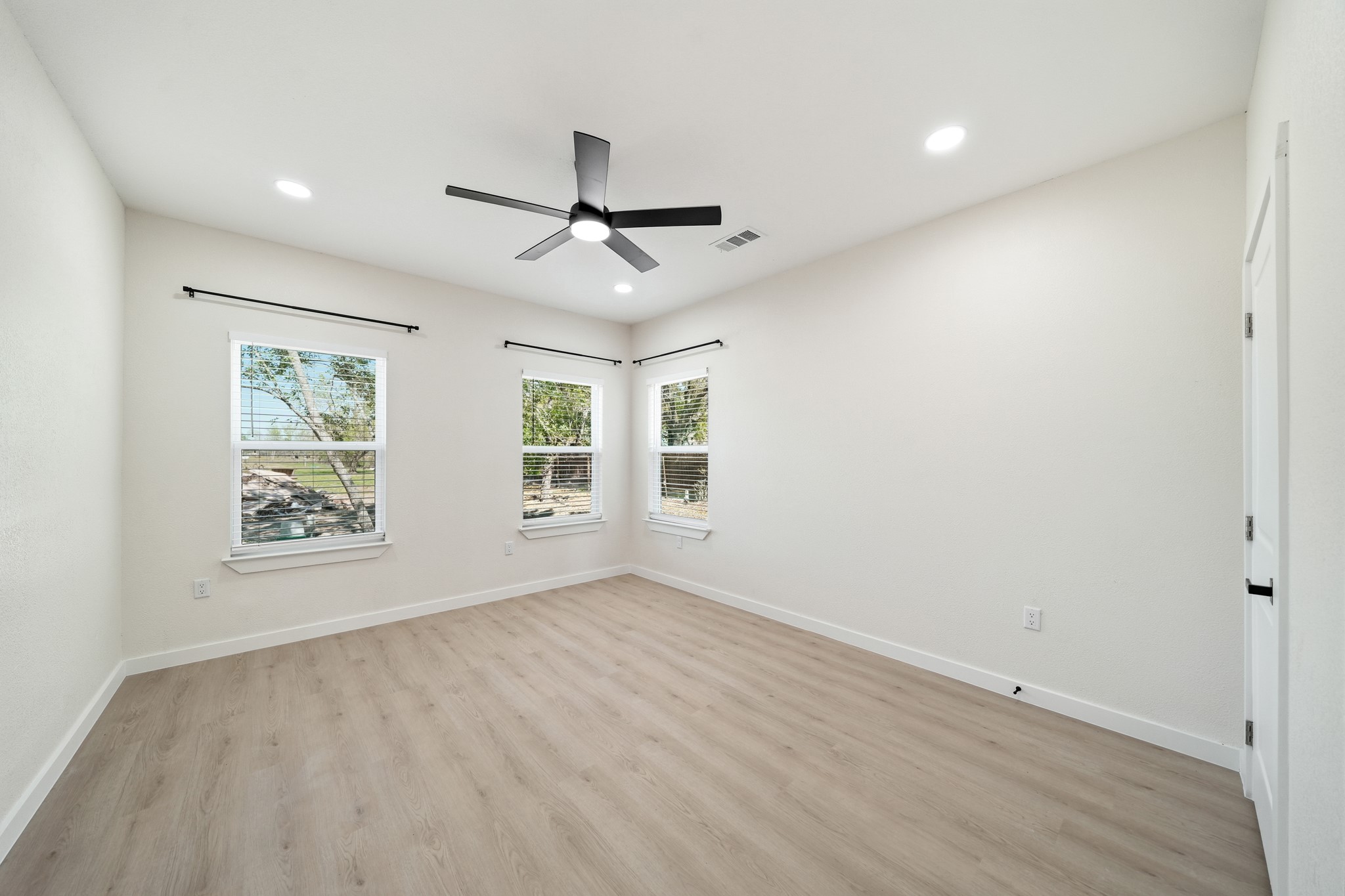 6511 Old Massey Rnch Road, Unit 1 Pearland, TX 77584 - Photo 9 of 11