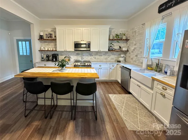 $1,750 | 120 South East Avenue, Kannapolis, NC 28083