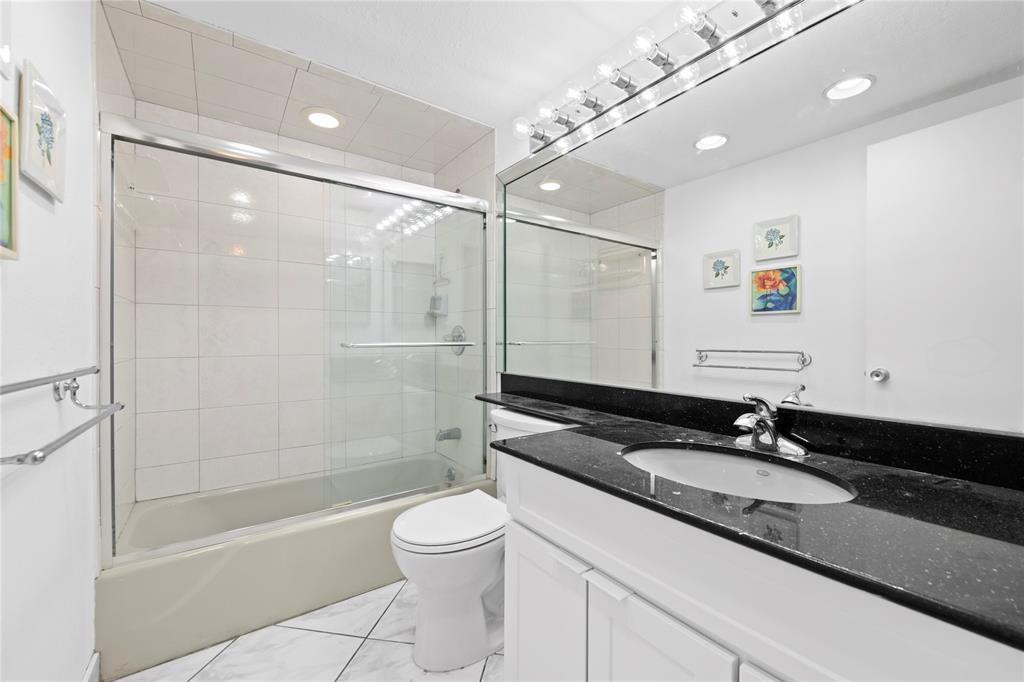 1069 Hillsboro Mile, Unit 507 Hillsboro Beach, FL 33062 - Photo 13 of 35