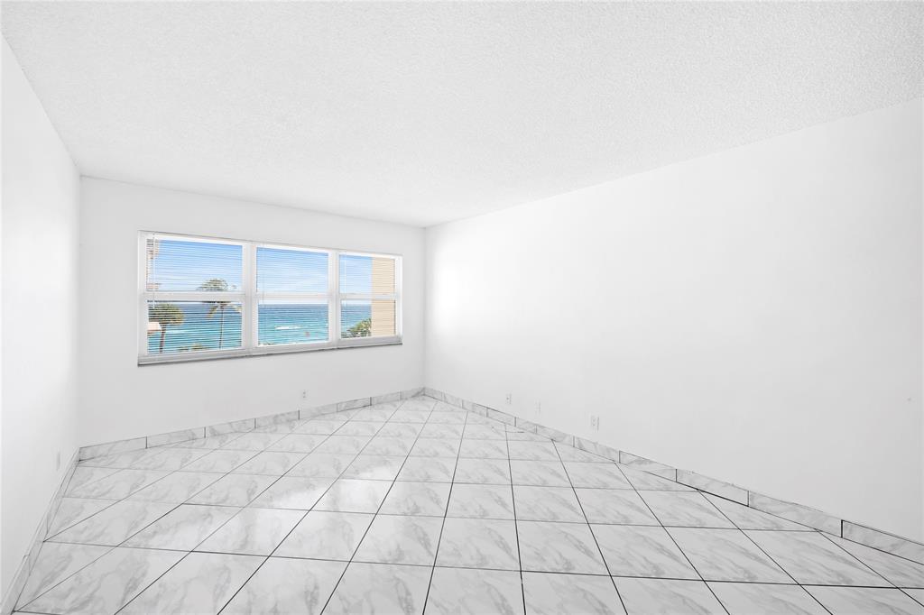 1069 Hillsboro Mile, Unit 507 Hillsboro Beach, FL 33062 - Photo 14 of 35