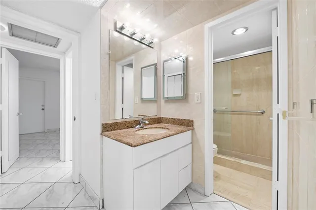 $3,100 | 1069 Hillsboro Mile, Unit 507, Hillsboro Beach, FL 33062