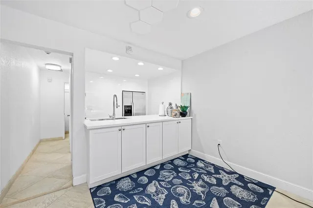 $3,100 | 1069 Hillsboro Mile, Unit 507, Hillsboro Beach, FL 33062