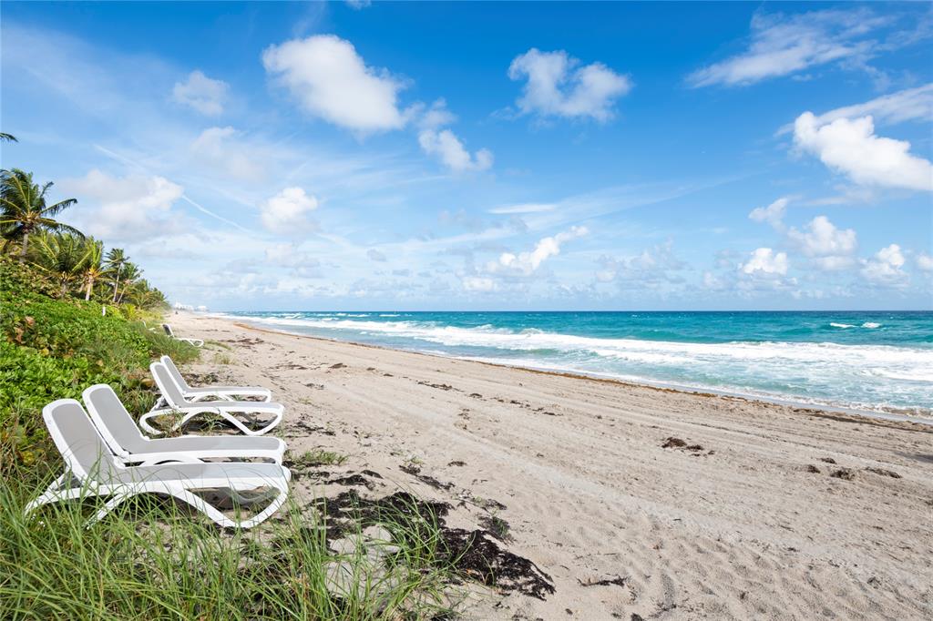 1069 Hillsboro Mile, Unit 507 Hillsboro Beach, FL 33062 - Photo 32 of 35