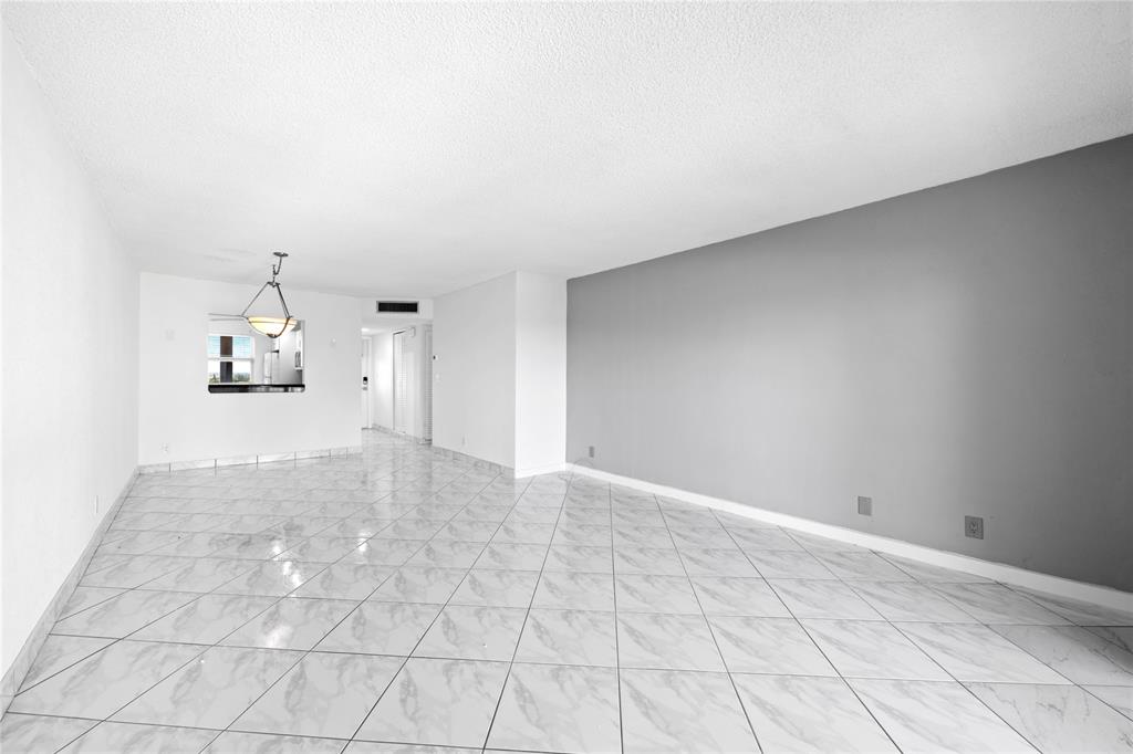 1069 Hillsboro Mile, Unit 507 Hillsboro Beach, FL 33062 - Photo 8 of 35