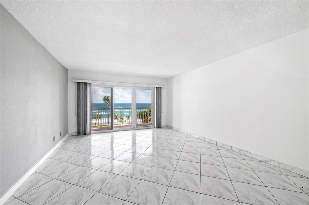 1069 Hillsboro Mile, Unit 507 Hillsboro Beach, FL 33062 - Photo 10 of 35