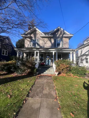 $499,900 | 206 West Rock Avenue, New Haven, CT 06515