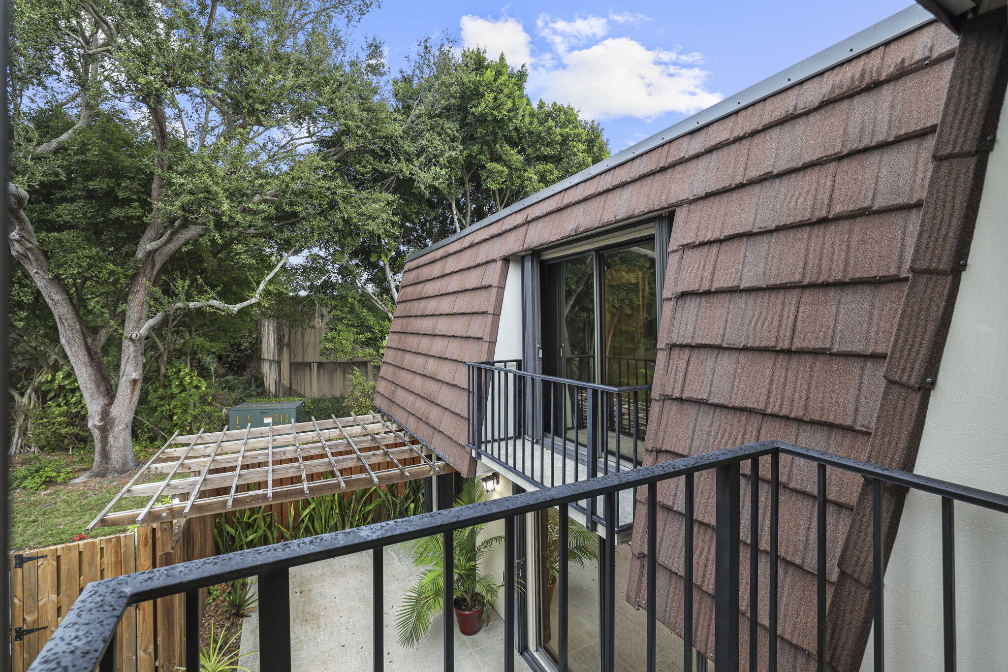 617 6th Lane Palm Beach Gardens, FL 33418 - Photo 36 of 49 a view of entryway