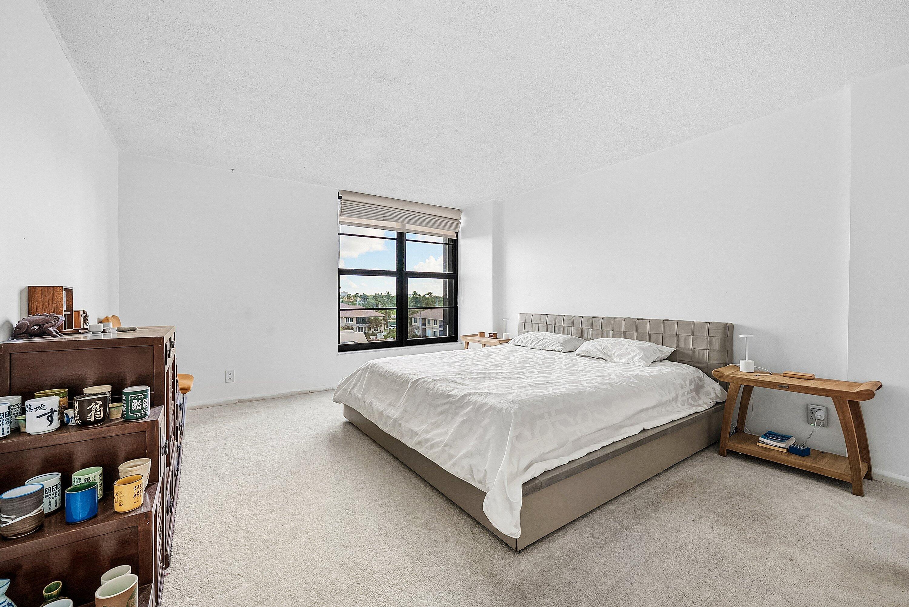 6 Royal Palm Way, Unit 605 Boca Raton, FL 33432 - Photo 15 of 42 015-6RoyalPalmWay-BocaRaton-FL-33432-SMA