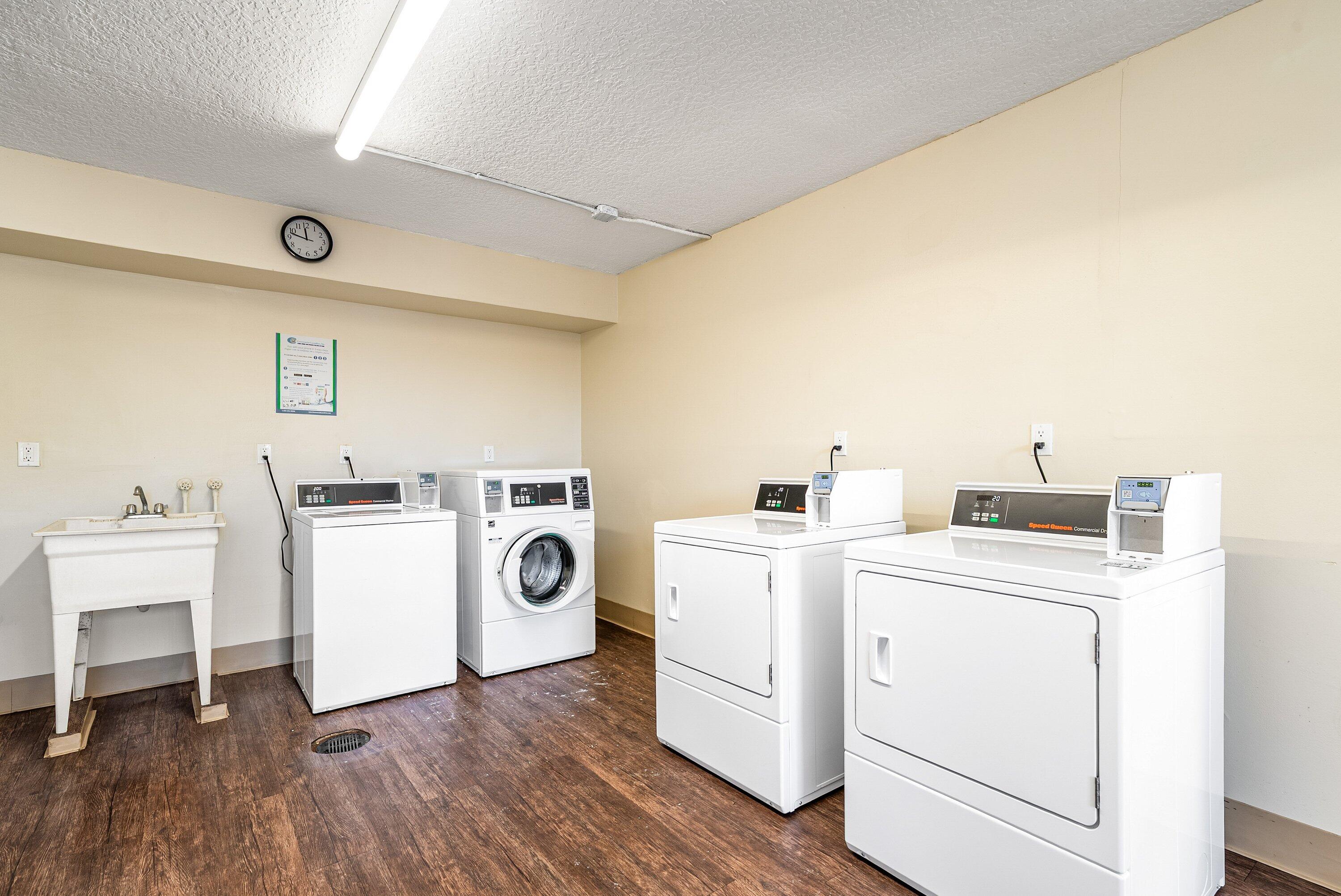 6 Royal Palm Way, Unit 605 Boca Raton, FL 33432 - Photo 35 of 42 029-6RoyalPalmWay-BocaRaton-FL-33432-SMA