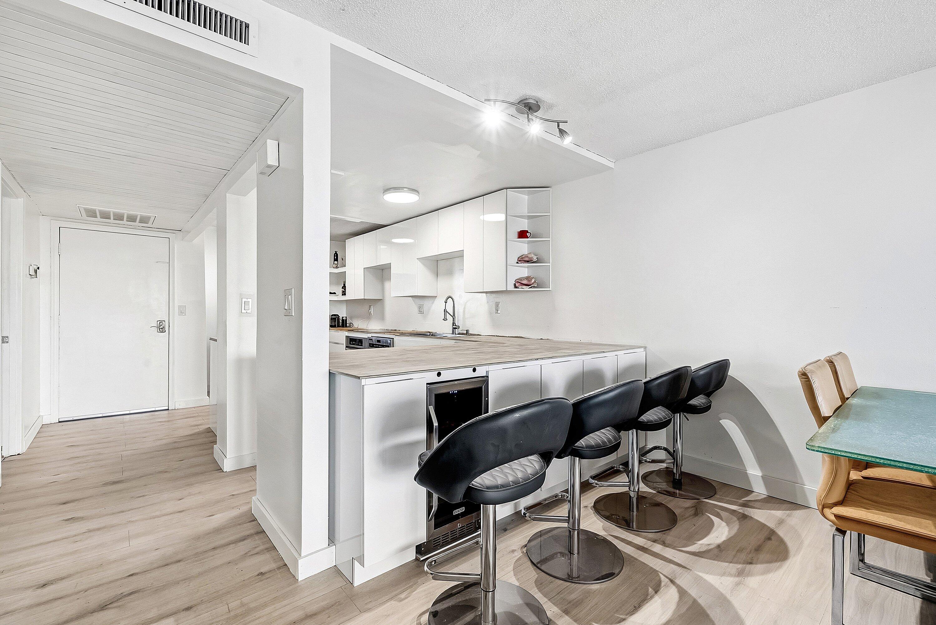 6 Royal Palm Way, Unit 605 Boca Raton, FL 33432 - Photo 5 of 42 008-6RoyalPalmWay-BocaRaton-FL-33432-SMA