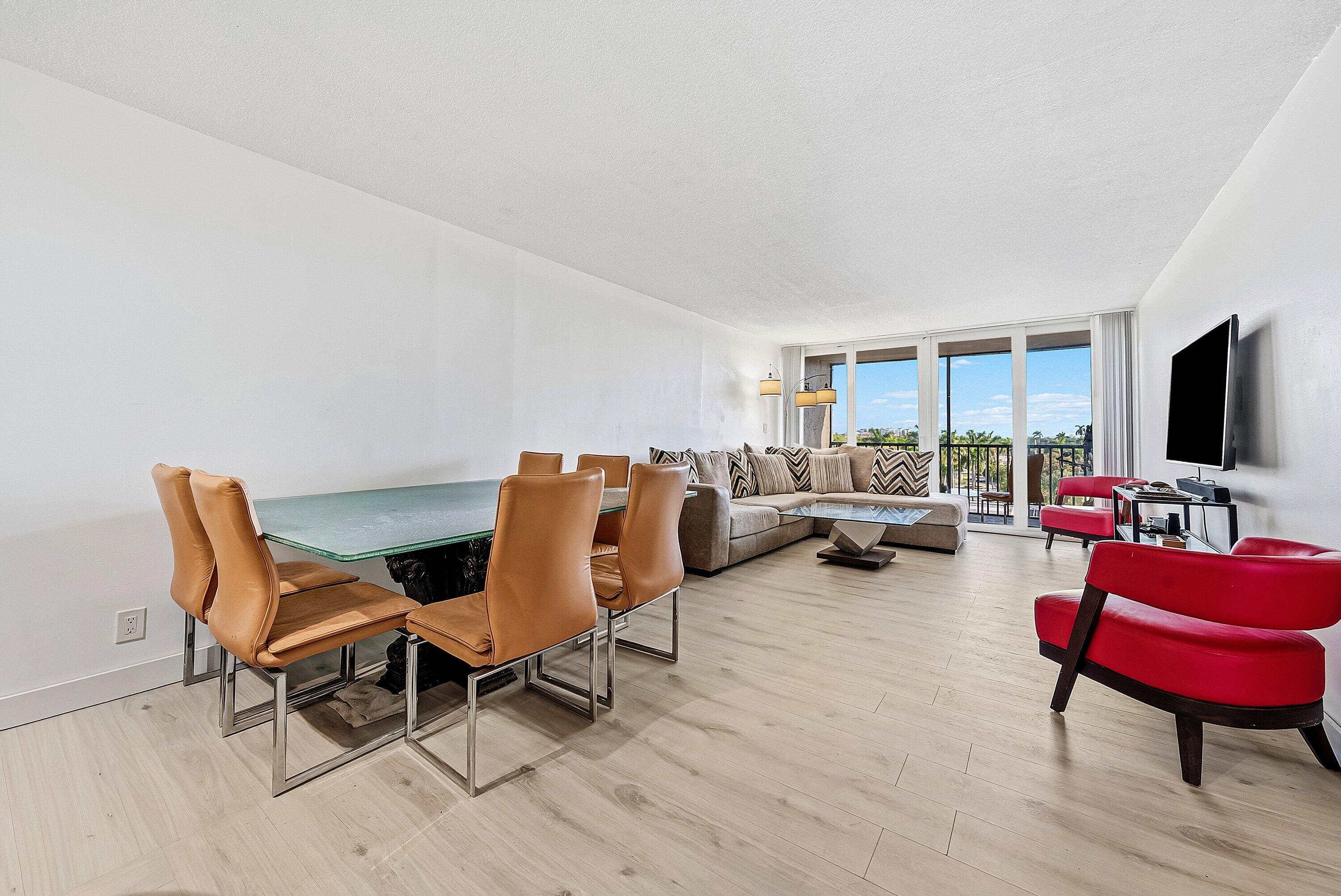 6 Royal Palm Way, Unit 605 Boca Raton, FL 33432 - Photo 7 of 42 009-6RoyalPalmWay-BocaRaton-FL-33432-SMA