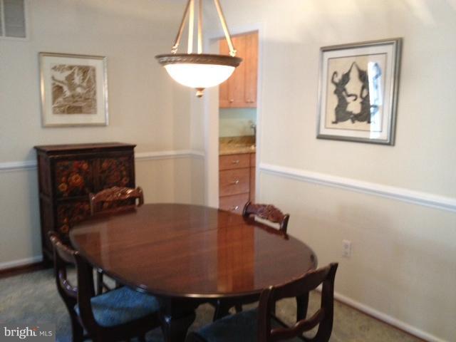 2512 South Walter Reed Drive, Unit 3 Arlington, VA 22206 - Photo 8 of 10 Dining Room