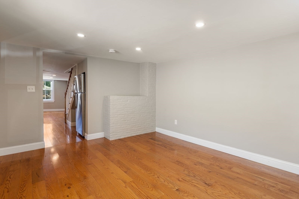 69 North Street, Unit 69 Hingham, MA 02043 - Photo 3 of 15 Gallery Image 3