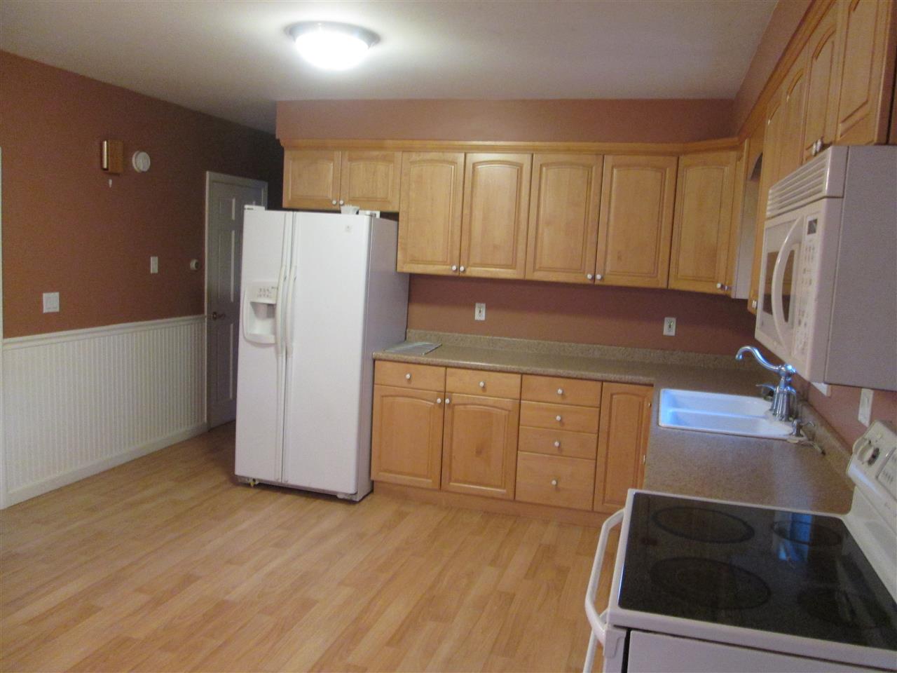 3 Coll Street Hudson, NH 03051 - Photo 15 of 28