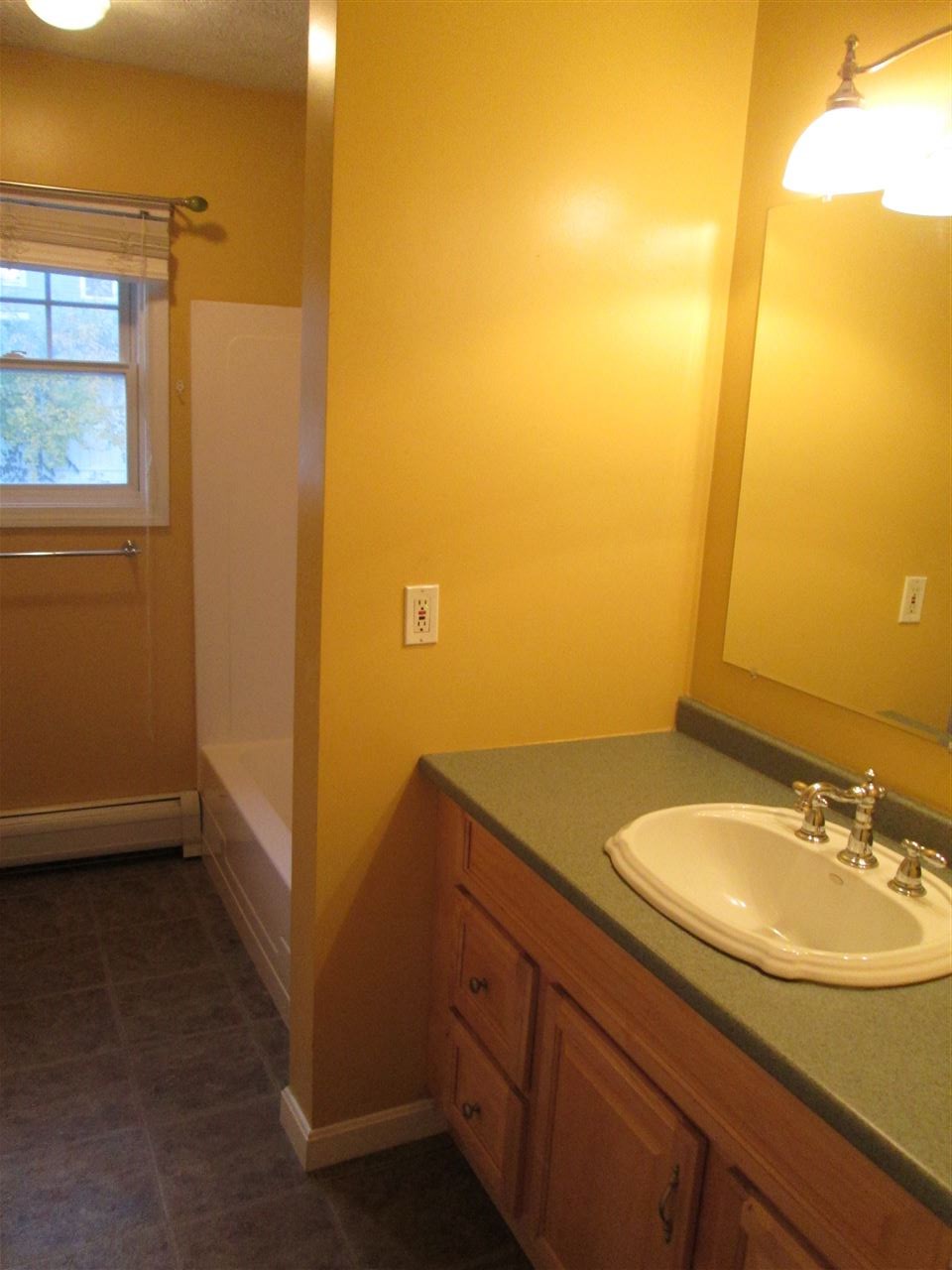 3 Coll Street Hudson, NH 03051 - Photo 18 of 28