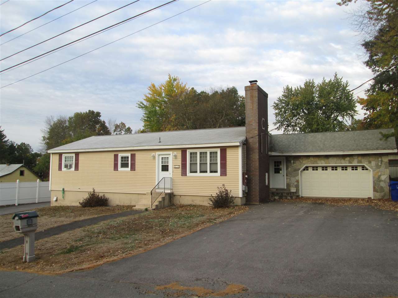 3 Coll Street Hudson, NH 03051 - Photo 3 of 28
