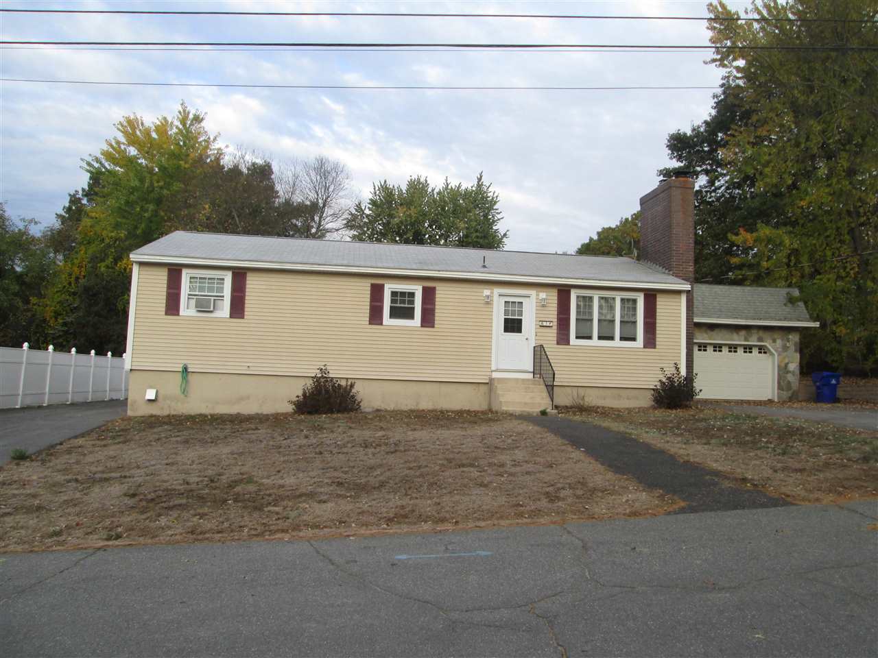 3 Coll Street Hudson, NH 03051 - Photo 4 of 28