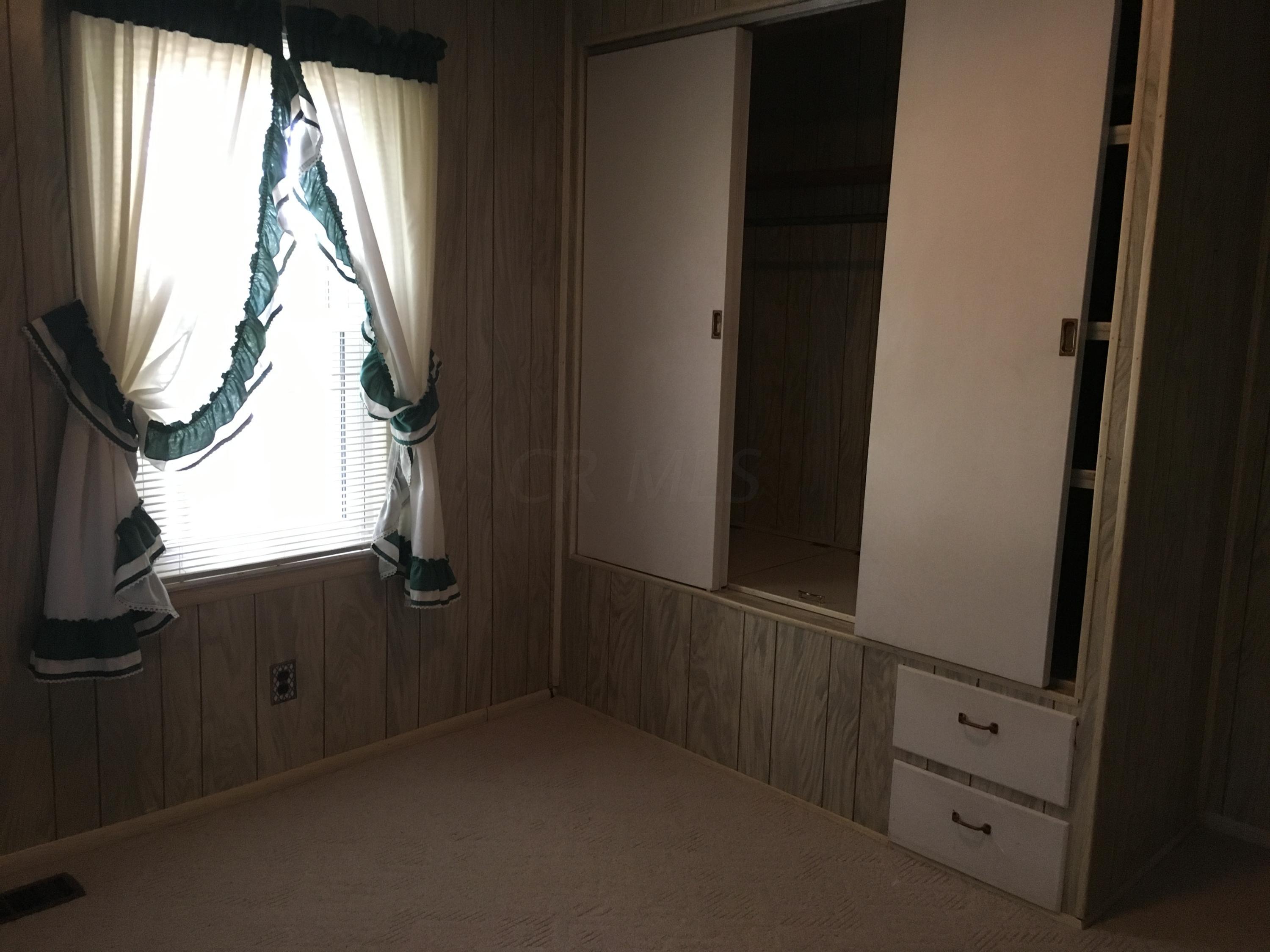 1635 Hamburg Road Southwest Lancaster, OH 43130 - Photo 18 of 24 Gallery Image 18