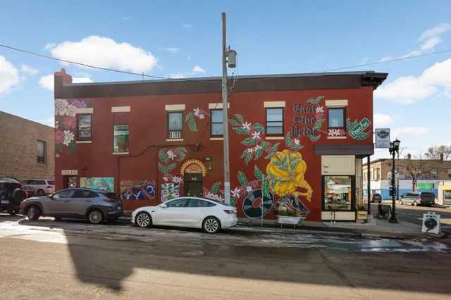 $199,900 | 961 Margaret Street, St. Paul, MN 55106