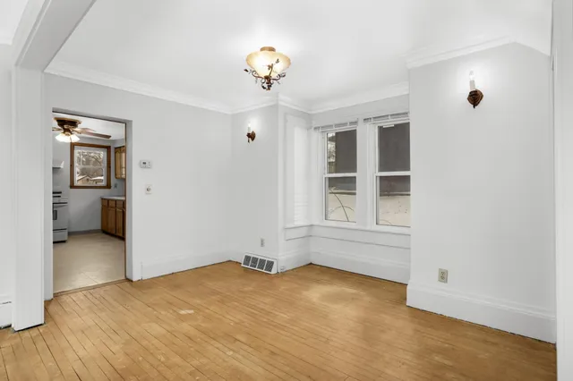 $199,900 | 961 Margaret Street, St. Paul, MN 55106