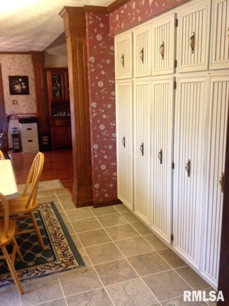54 Oakview Road Carbondale, IL 62901 - Photo 8 of 19 Gallery Image 8